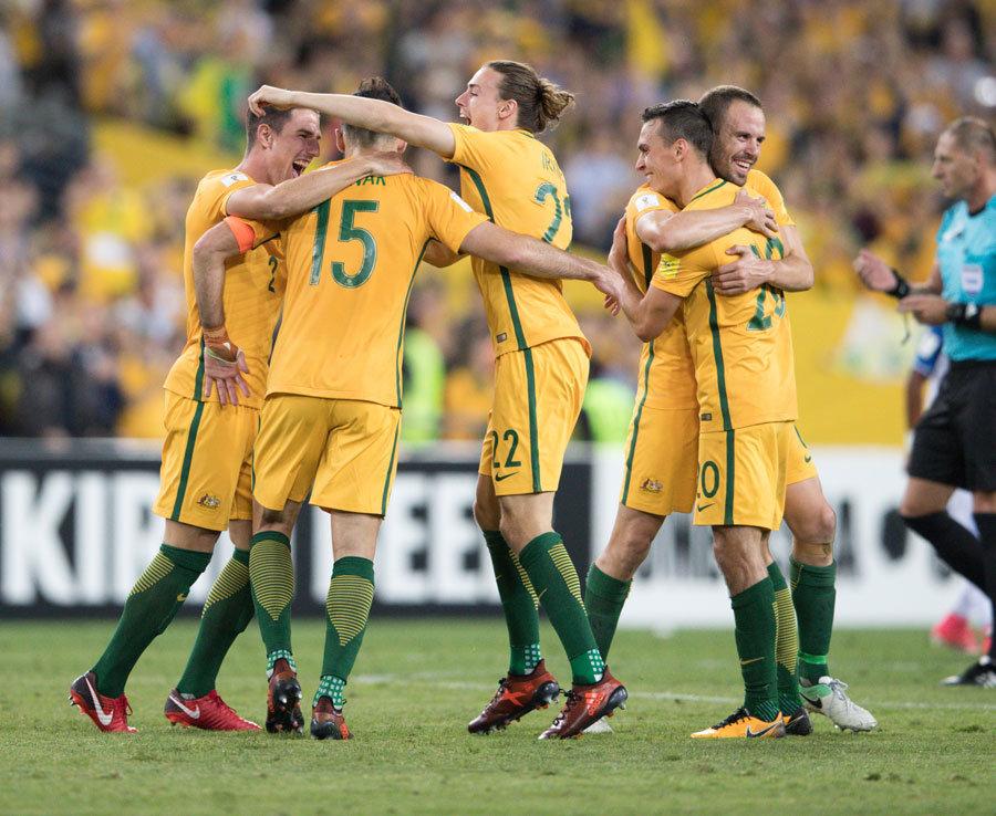 体育CBA：上海队100-98险胜广州队 拒绝连败