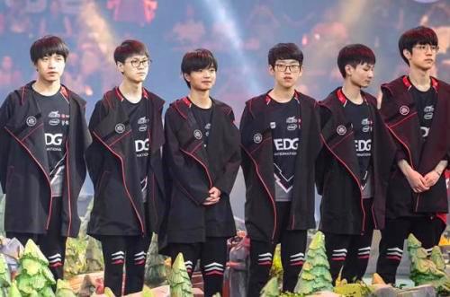 在不确定中 在不确定中