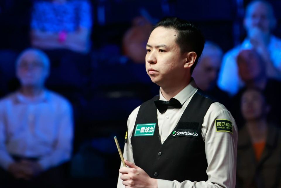 以高位手递 以高位手递